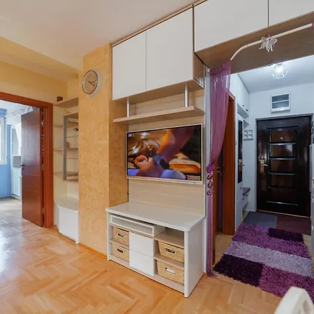 Lux 010 Apartment *