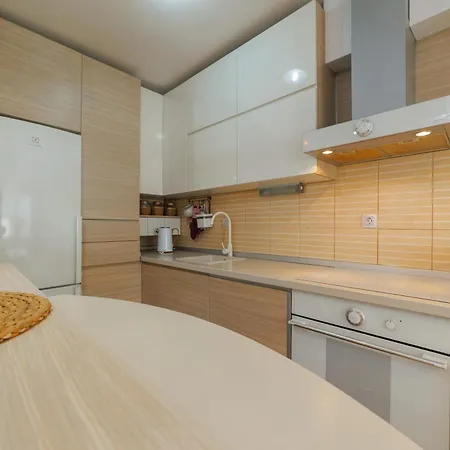 Lux 010 Apartment Pirot